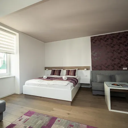 Modern And Design Near Cathedral Apartment Sarajevo
