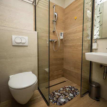 Modern And Design Near Cathedral Apartment *