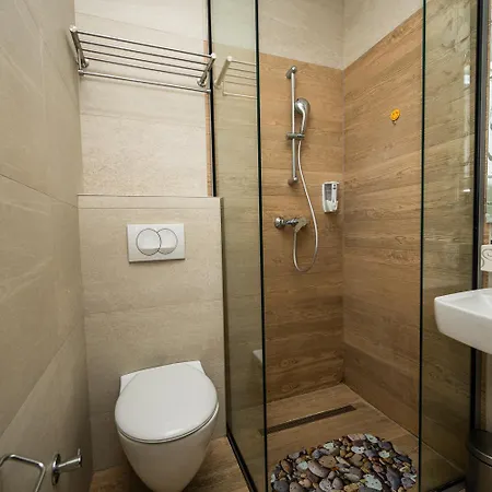 Modern And Design Near Cathedral דירה *